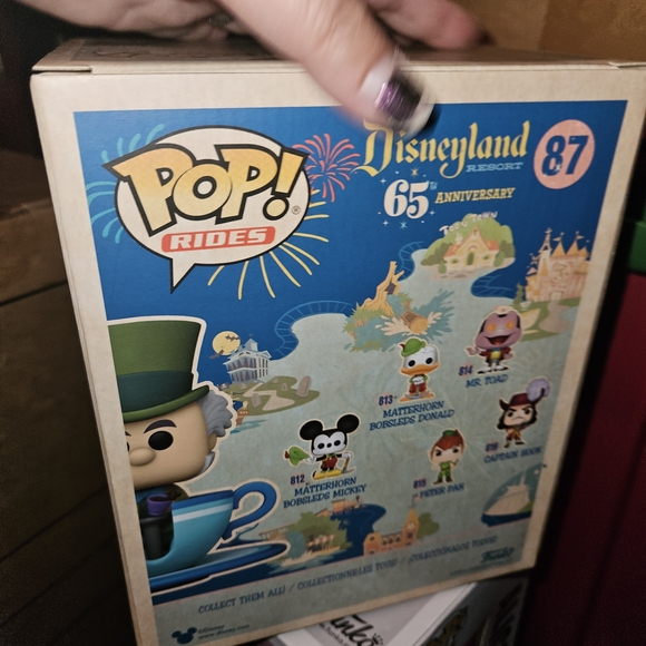 Funko Mad Tea Party Ride - Mad Hatter & Alice - Picture 5 of 11